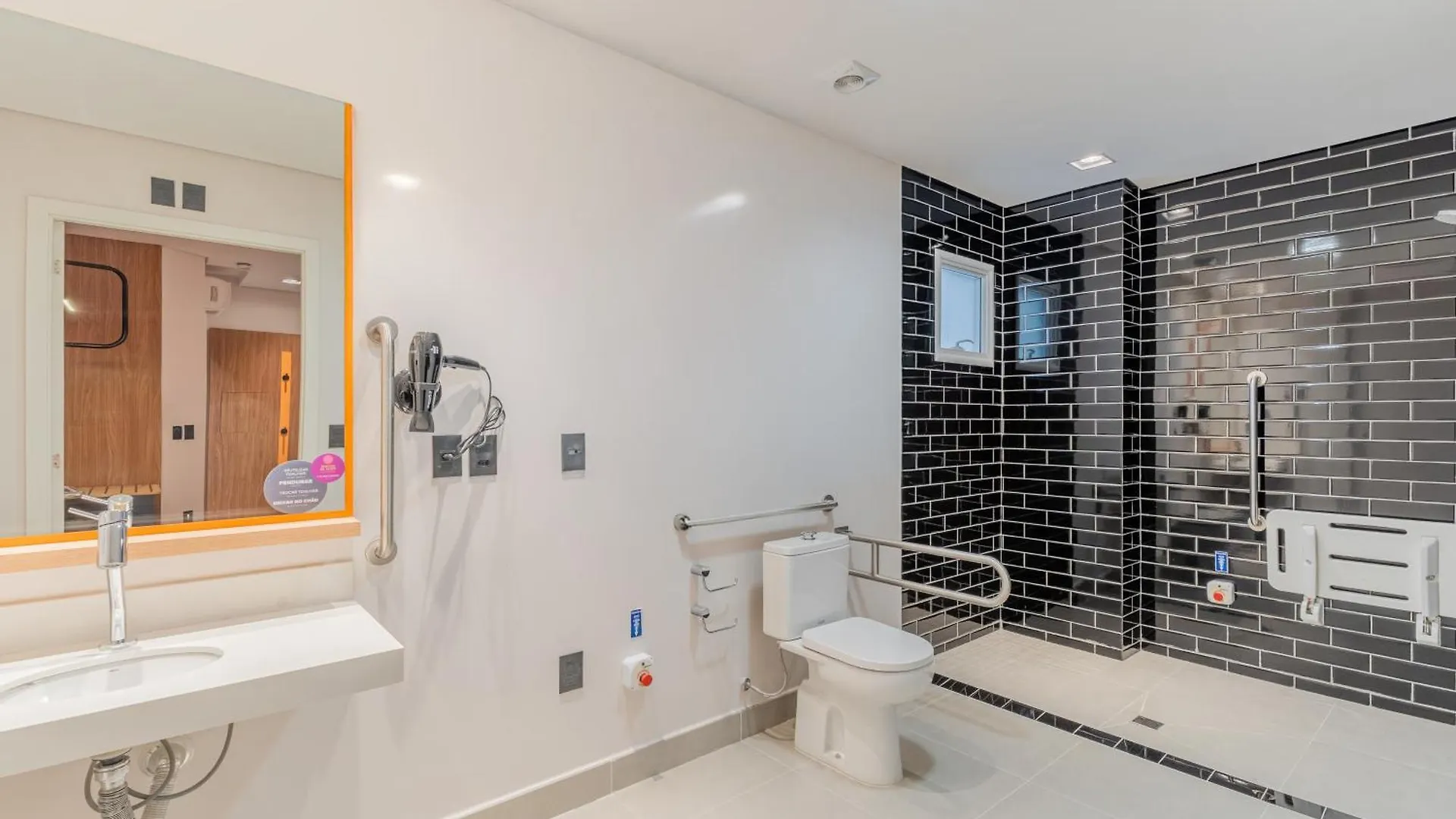 ***  Hotel Tru By Hilton Chapeco - Novo Brazylia